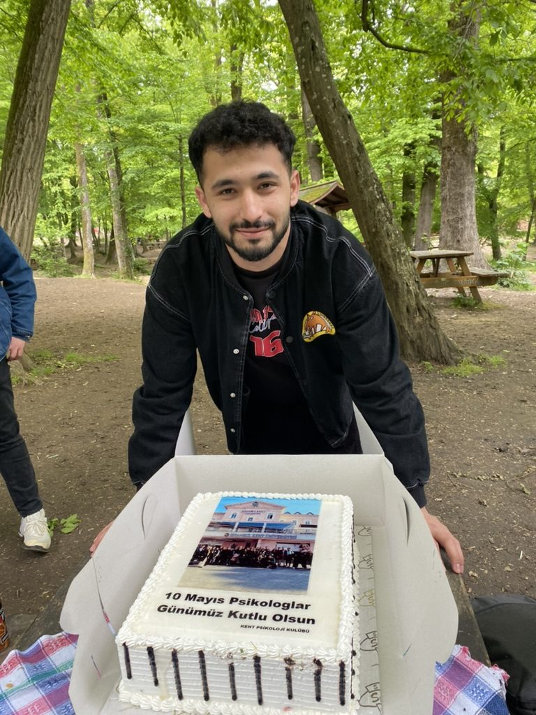 10 Mayıs Psikologlar Günü pastası